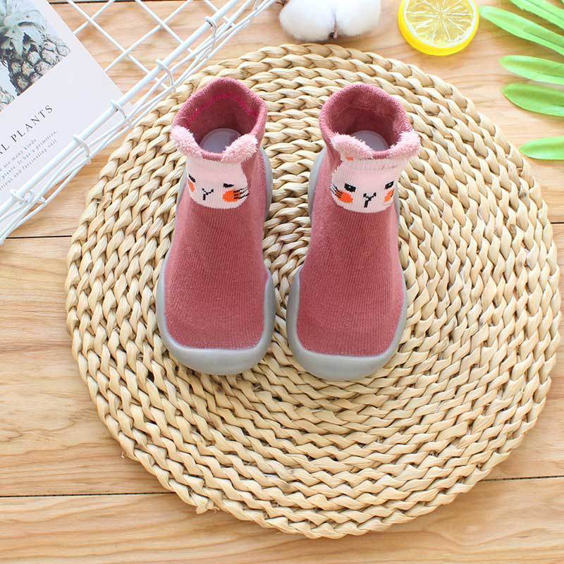Toddler socks with grips